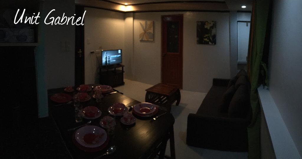 Hotel La Famille Baguio City Esterno foto