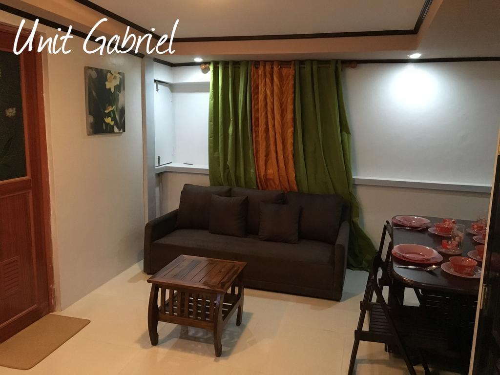 Hotel La Famille Baguio City Esterno foto