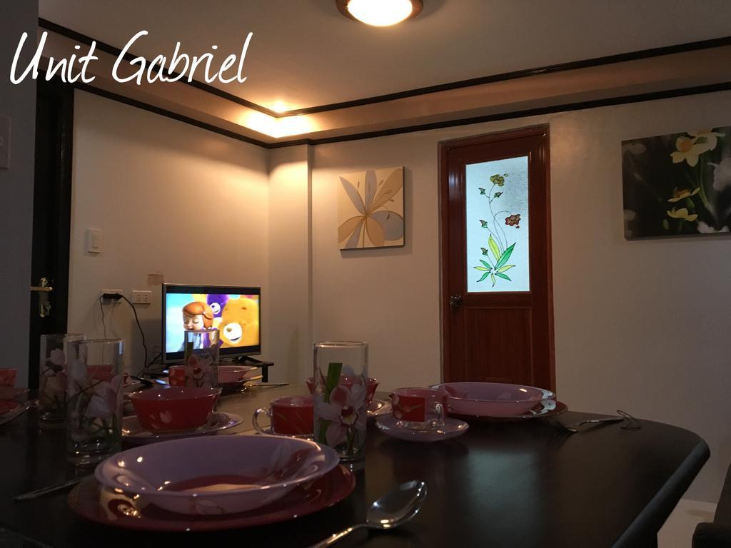 Hotel La Famille Baguio City Esterno foto