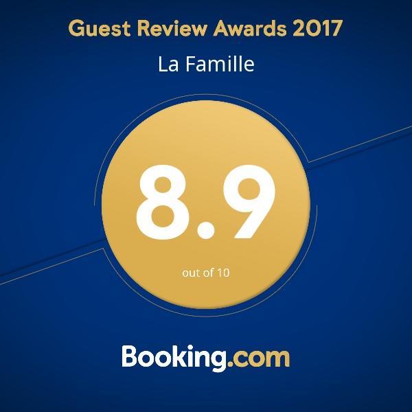Hotel La Famille Baguio City Esterno foto